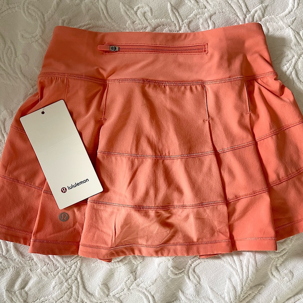Lululemon NEW with tags PACE Rival MR skirt